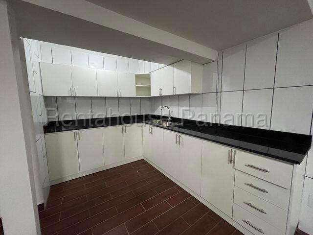 H8887GRR Venta de Casa en Clayton 