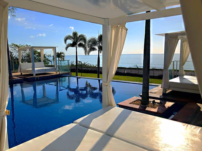 Apartamento amoblado con vista al mar y aprobación Airbnb