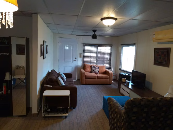 Se vende o alquila céntrica casa en el Higo de San Carlos - Imagen 4