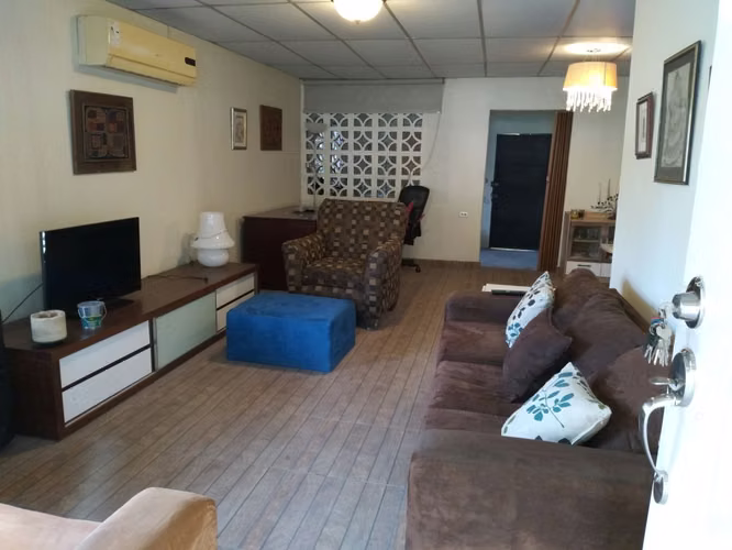 Se vende o alquila céntrica casa en el Higo de San Carlos - Imagen 5
