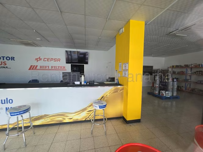 J2734GRR Venta de Local Comercial en Vista Hermosa 