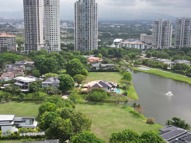 Venta de Terreno en Santa María, Island Estates, 1,770m² - Imagen 4