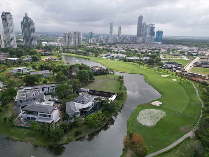 Venta de Terreno en Santa María, Island Estates, 1,770m² - Imagen 9