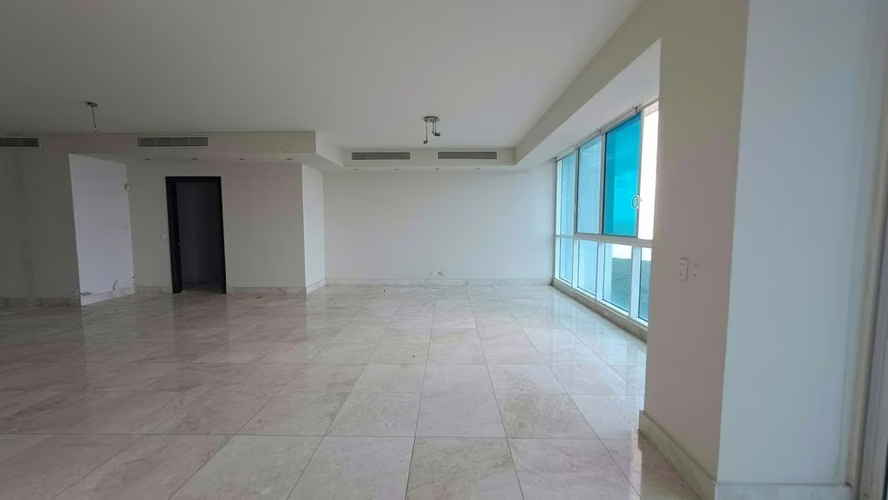 Venta P.H. Vitri Costa del Este