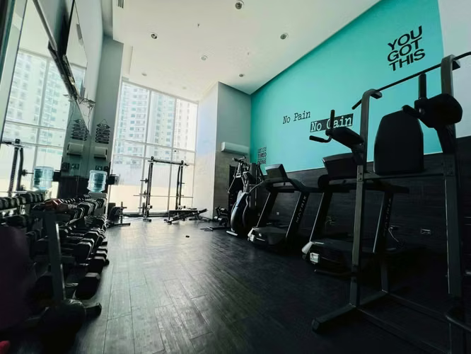 Venta PH Dupont Piso Alto Vista al Mar - Imagen 11