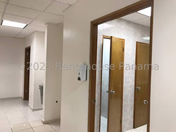 Oficina  En Venta En Chanis YM - Imagen 18