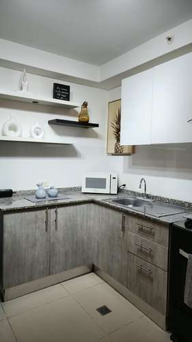 Se Alquila céntrico apartamento amoblado