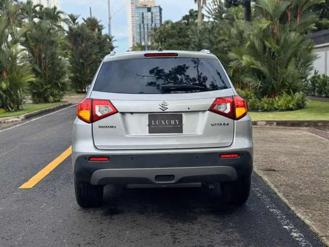 Suzuki Vitara Año 2019 ~ Version Semi Full     - Imagen 18