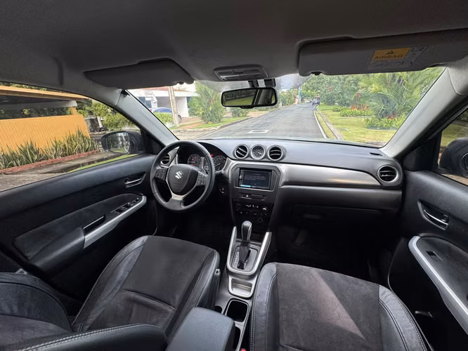 Suzuki Vitara Año 2019 ~ Version Semi Full     - Imagen 5
