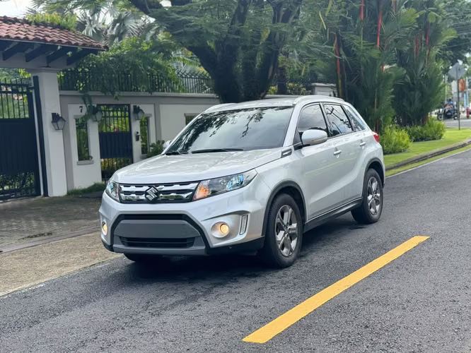 Suzuki Vitara Año 2019 ~ Version Semi Full     - Imagen 17