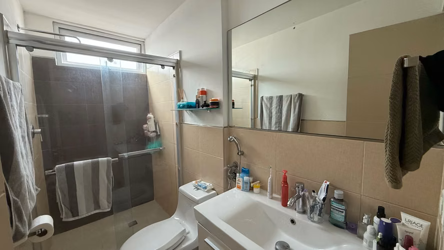 Se alquila Apartamento, 2 recámaras, 2 baños, a pasos del parque Omar   - Imagen 10