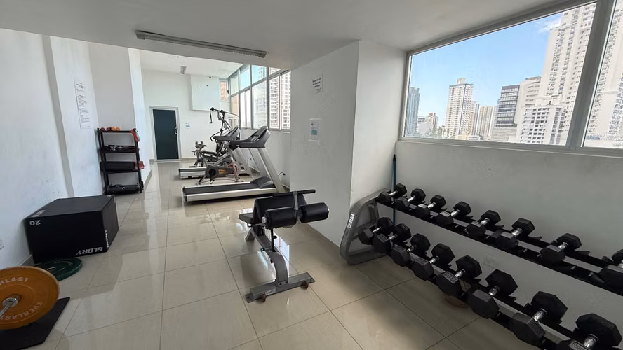 Se alquila Apartamento, 2 recámaras, 2 baños, a pasos del parque Omar   - Imagen 12