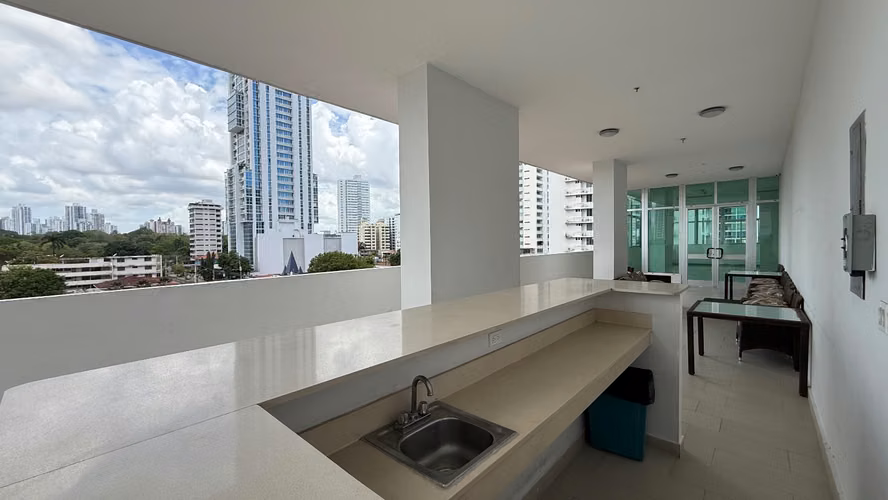 Se alquila Apartamento, 2 recámaras, 2 baños, a pasos del parque Omar   - Imagen 9