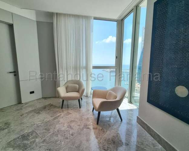 J2760GRR Venta de Apartamento en Punta Pacifica 