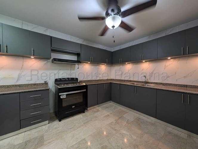 Venta de apartamento en Obarrio AK
