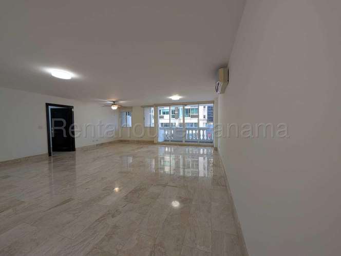 Venta de apartamento en Obarrio AK