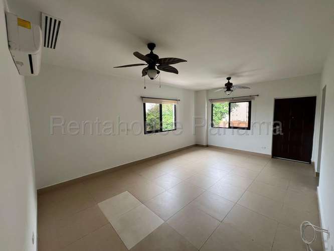 Venta de apartamento en Albrook AK