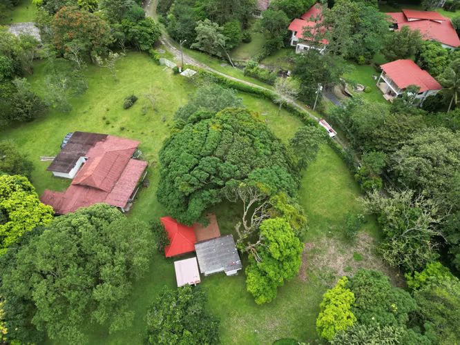 Venta de Casa en El Valle de Antón, 9,300m2 de terreno y 450m2 de construcción - Imagen 12