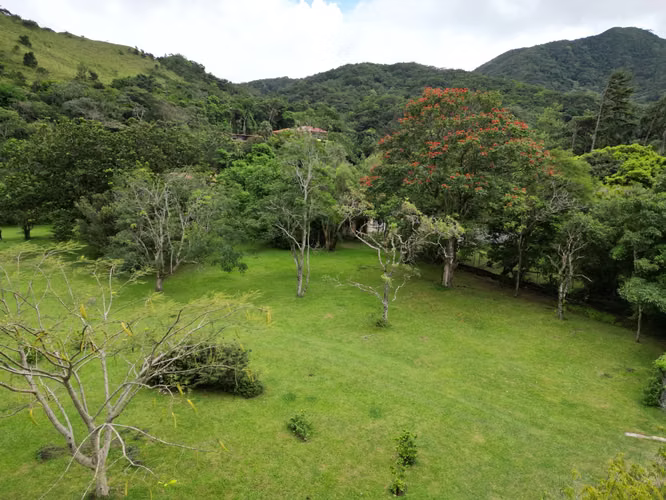 Venta de Casa en El Valle de Antón, 9,300m2 de terreno y 450m2 de construcción - Imagen 4