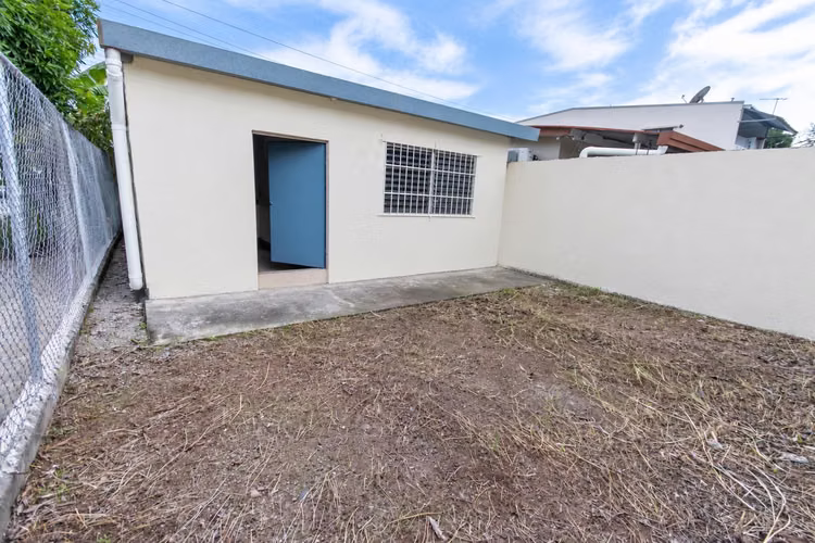CASA EN VENTA EN EL CENTRO DE CHITRÉ – $75,000 - Imagen 15