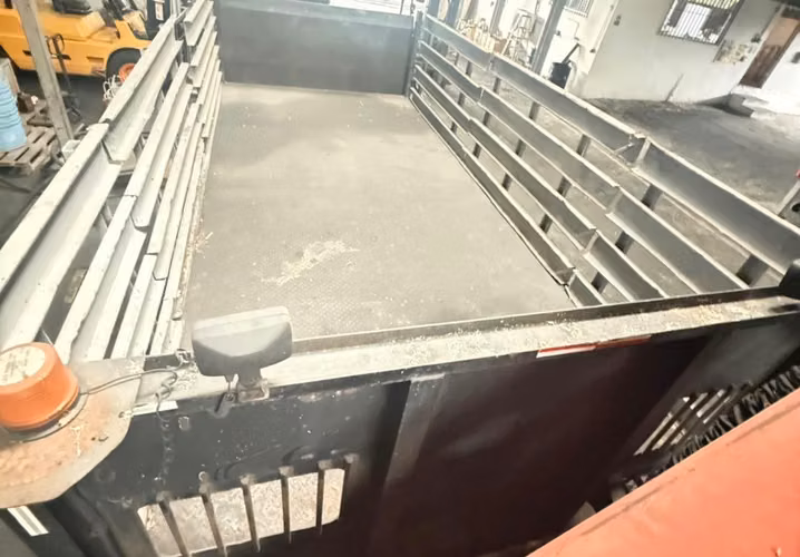 CAMION DE CARGA GMC CON GRUA INCORPORADAPALFINGER PK9001 (NEGOCIABLE) - Imagen 7