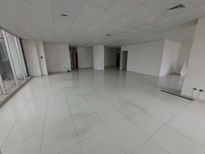 Venta- Piso Corporativo Completo en Corazon de Obarrio - 1,572 m² + 20 Estacionamientos - Imagen 3