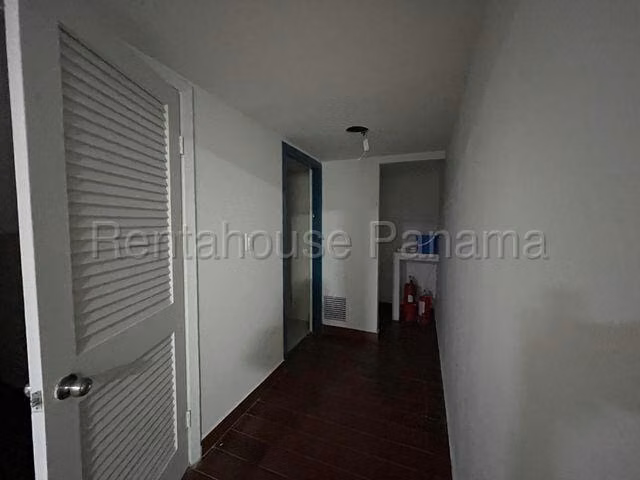 Casa en venta en Clayton 25MAM8887