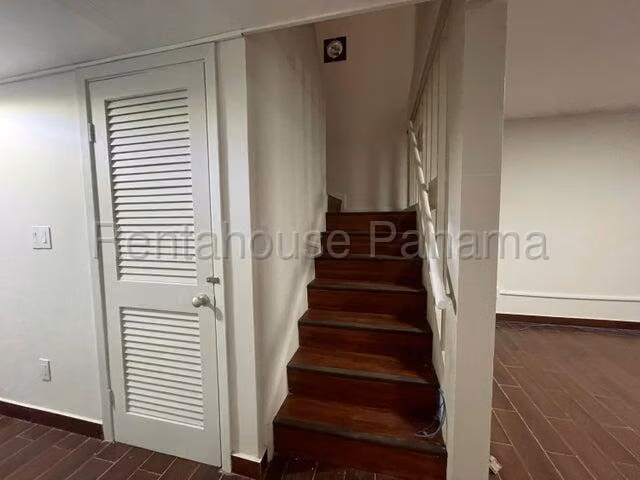 Casa en venta en Clayton 25MAM8887