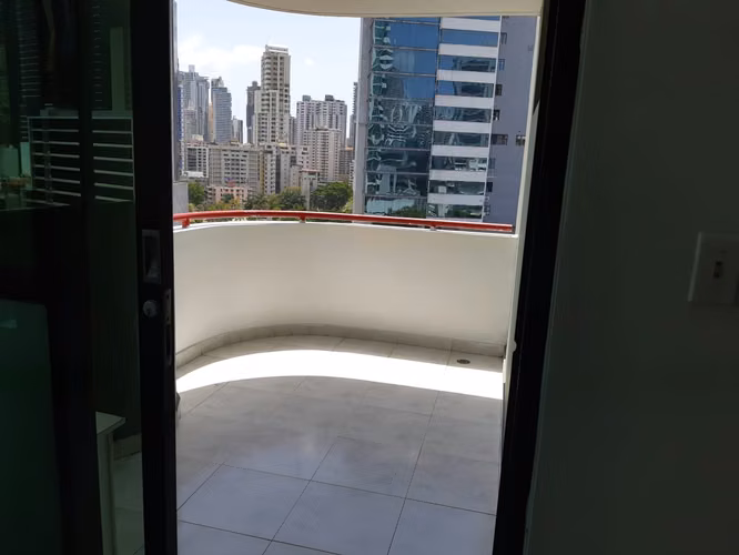  AMPLIO APARTAMENTO EN OBARRIO 100 m² - Imagen 16