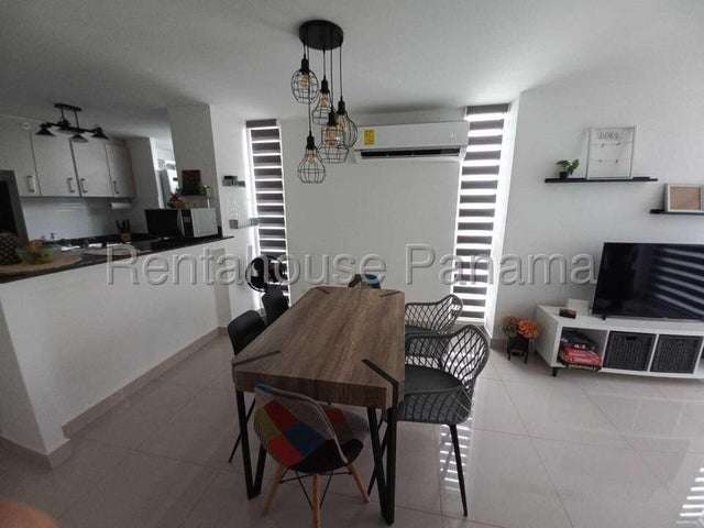 Furnished apartment for rent in Carrasquilla 27MAM2716