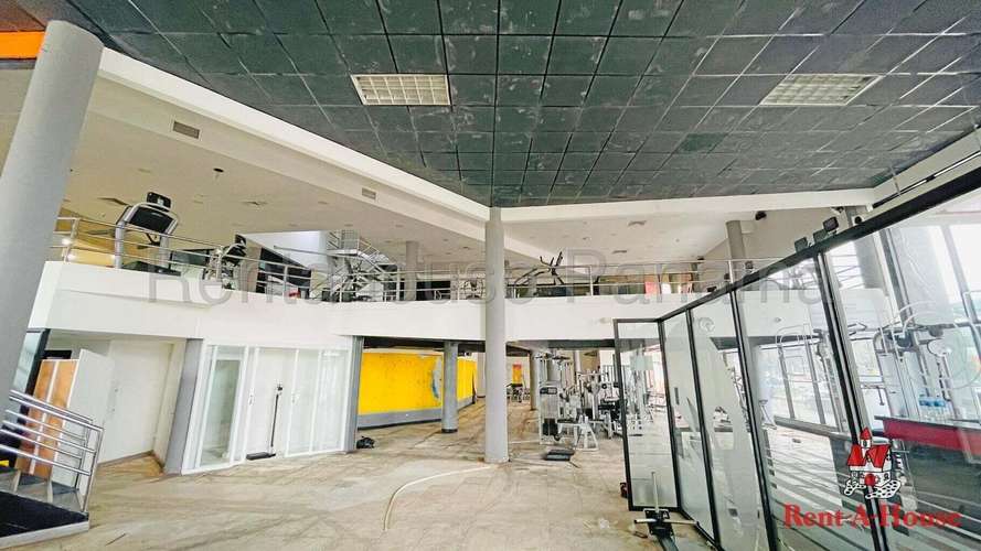 Local Comercial en Alquiler en Dos Mares SYH