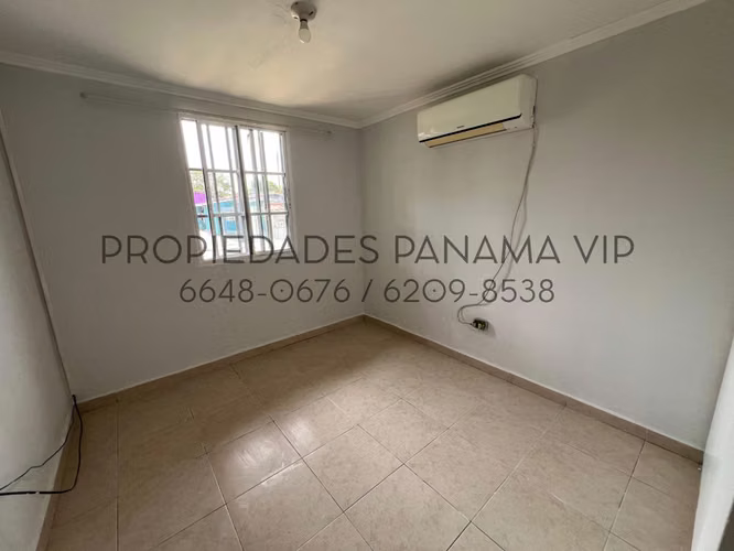 CASA para la VENTA en La Chorrera, Valle Dorado 