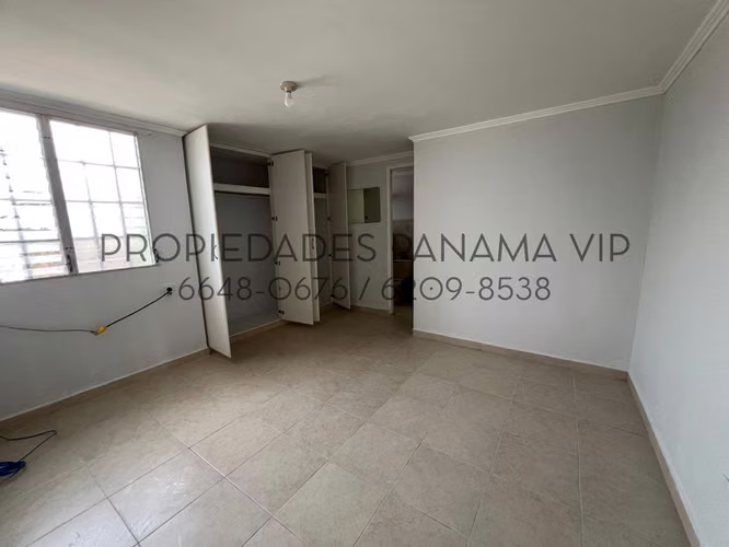 CASA para la VENTA en La Chorrera, Valle Dorado 