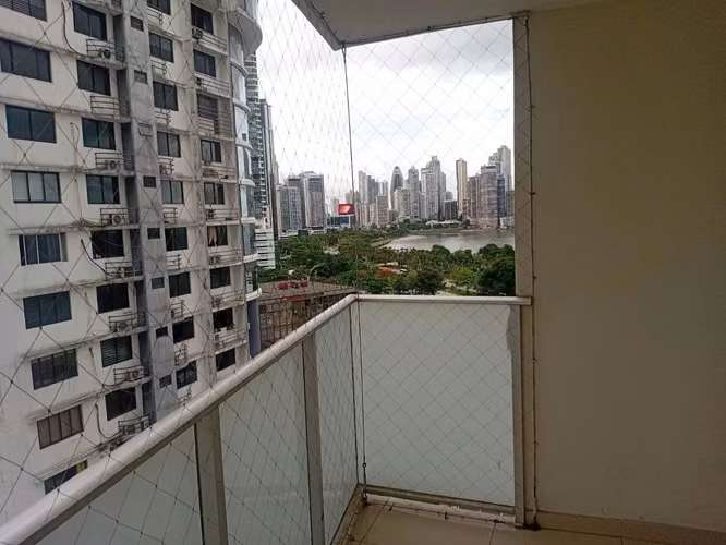 AlQUILO APTO AVENIDA BALBOA - Imagen 3