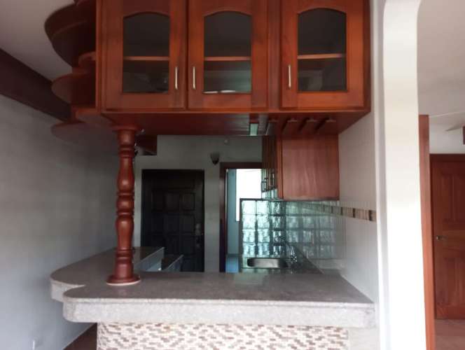 RENTO APTO AMUEBLADO EN NUEVA GORGONA. - Imagen 3