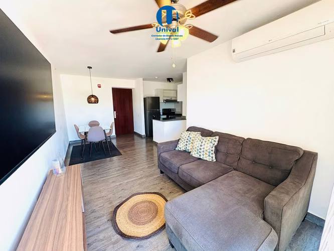 Apartamento en Alquiler Amoblado en Parque Lefevre - PH Alegría