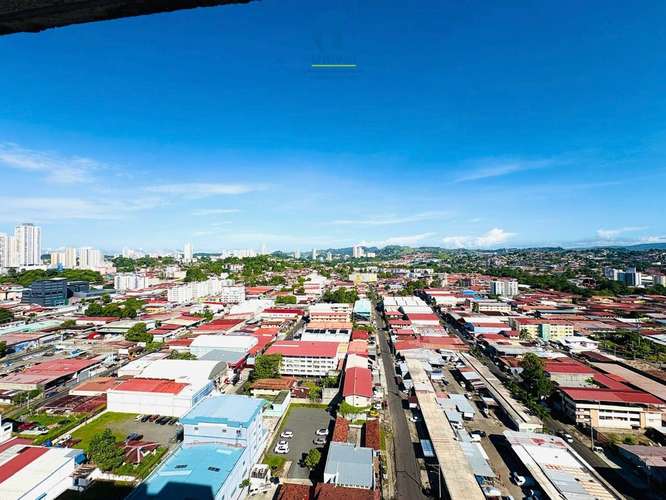 Apartamento en Alquiler Amoblado en Parque Lefevre - PH Alegría