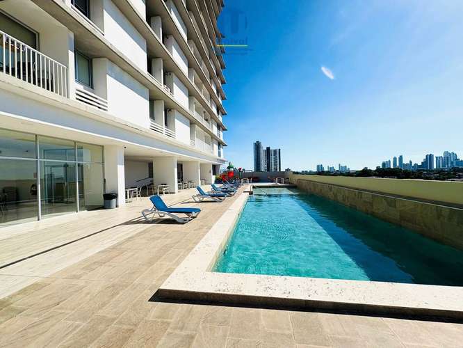 Apartamento en Alquiler Amoblado en Parque Lefevre - PH Alegría