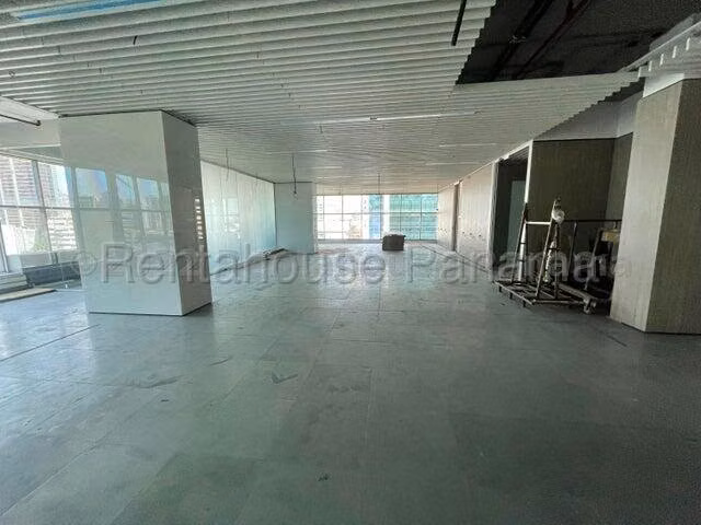 Venta oficina en Plaza 58, Obarrio - ventanales de piso a techo | uVIK-25-6225 - Imagen 19