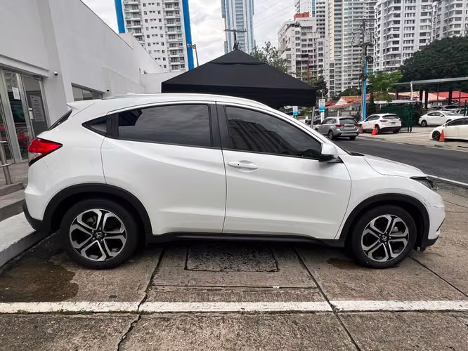 SE VENDE HONDA HR-V 2021 – AUTOMATICA POCOS KMS - Imagen 4