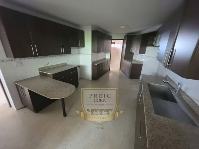 CASA EN ALQUILER EN LA ALAMEDA 450M2 - Imagen 3
