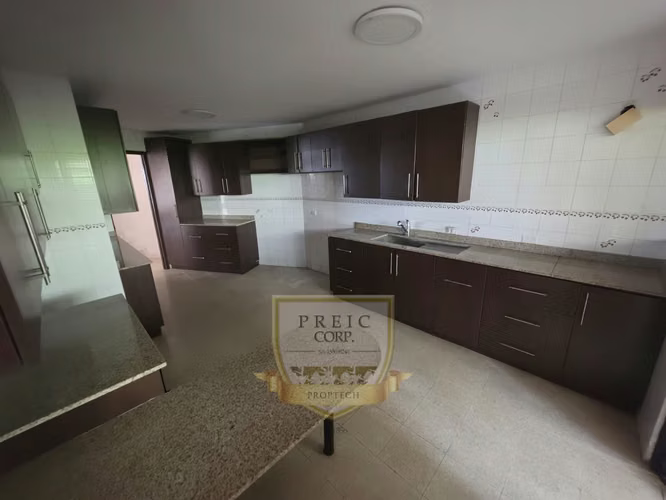 CASA EN ALQUILER EN LA ALAMEDA 450M2 - Imagen 4