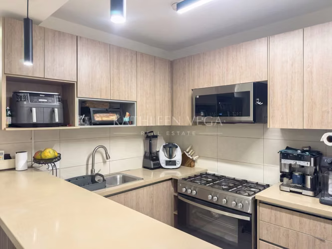 Casa Remodelada en Venta, PH Costa Linda, Costa Sur - Imagen 3