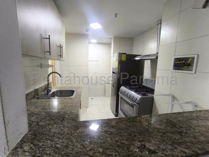 SE ALQUILA APARTAMENTO EN DON BOSCO EH