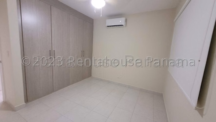 Venta de Casa en Versalles, Panamá 27JSS902