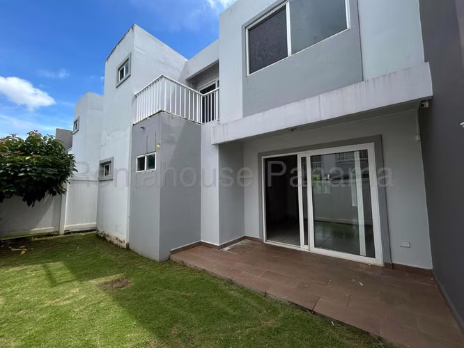 Casa en Venta en Paseo del Norte 27AECC2763