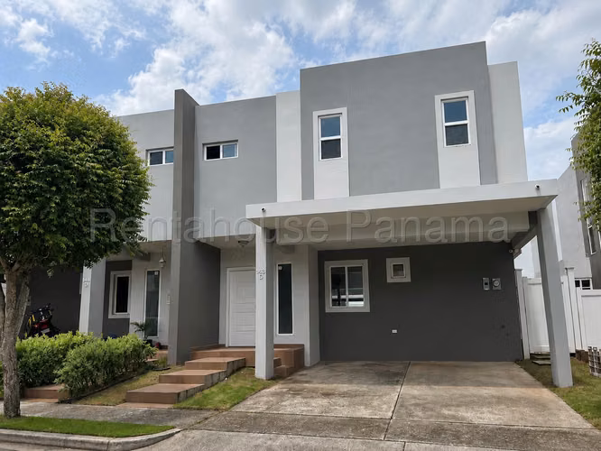 Casa en Venta en Paseo del Norte 27AECC2763