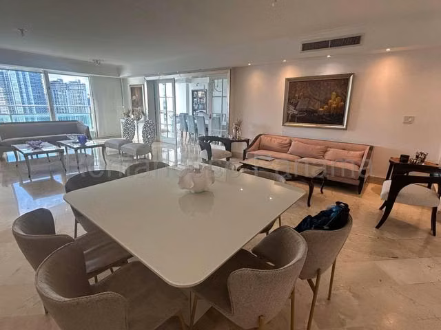 Espectacular apartamento en venta en PH Peninsula 25LRL8480