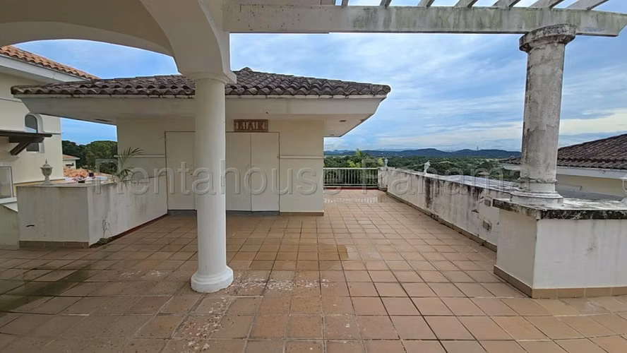 SE VENDE APARTAMENTO EN COCOLI MDV27-2773