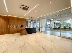Apartamento en Venta en Via España PH Park Square VIK 26-8421